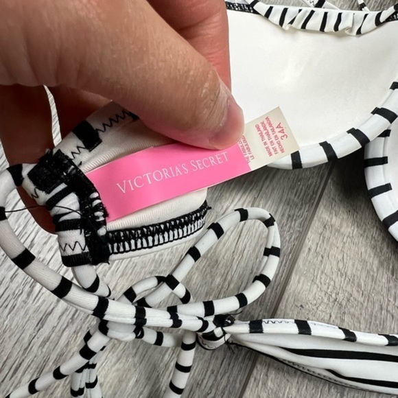 34A VS White/Black Stripe Bikini Top - Picture 11 of 12